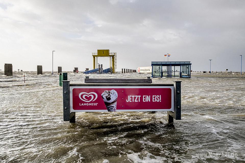 Das Sturmtief Sabine trifft auf die Westküste hier an der Küste in Dagebüll // Foto: Dagebüll