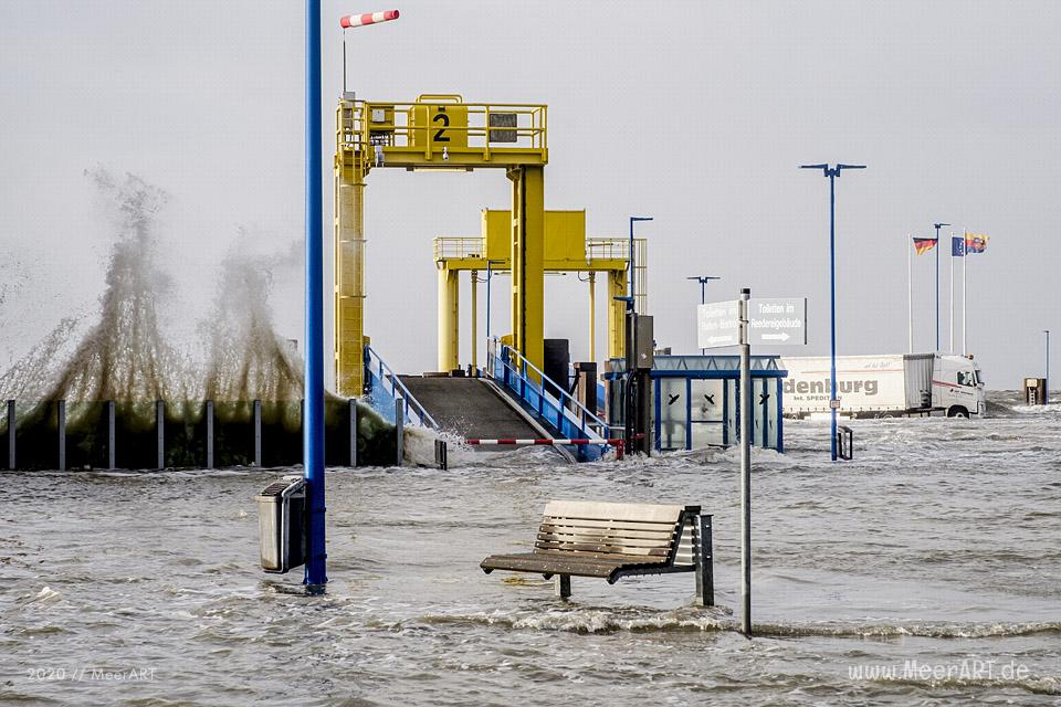 Das Sturmtief Sabine trifft auf die Westküste hier an der Küste in Dagebüll // Foto: MeerART
