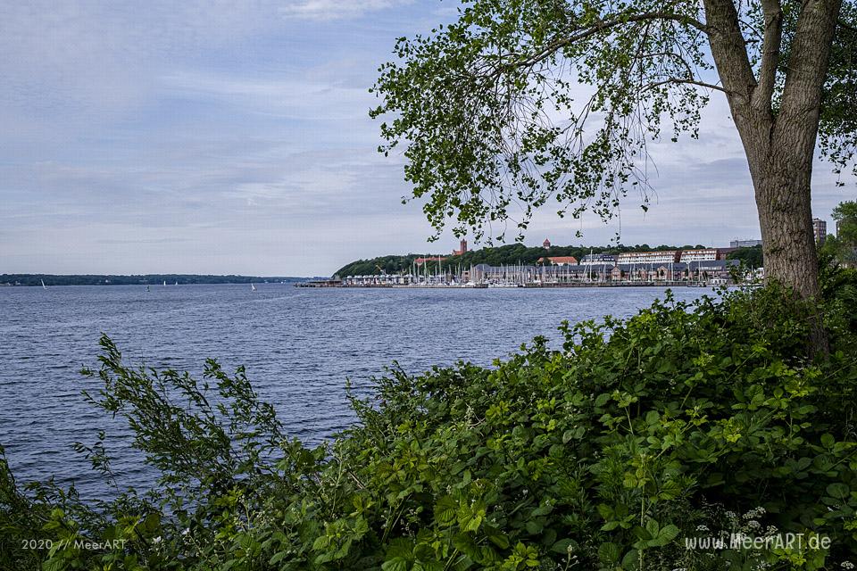 Spaziergang an der Flensburger Förde // Foto: MeerART