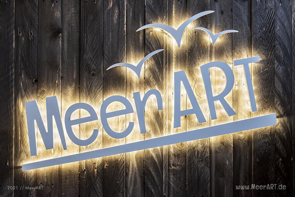 Das Atelier „MeerART för to Huus“ in Langenhorn (Nordfriesland) mit handgefertigten Wohnaccessoires und Rahmen mit maritimen Motiven // Foto: MeerART / Ralph Kerpa