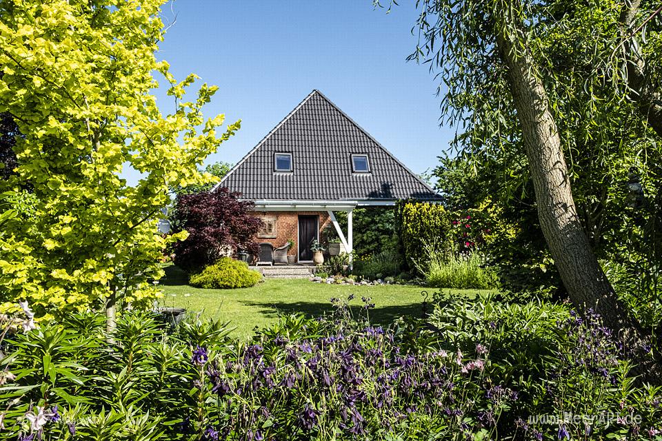 Der idyllische „MeerART-Garten“ in Langenhorn Nordfriesland // Foto: MeerART/Ralph Kerpa