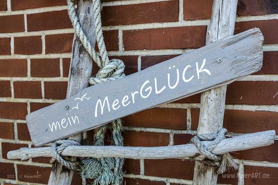 Das Atelier „MeerART / För to Huus“ in Langenhorn (Nordfriesland) mit handgefertigten Wohnaccessoires und Rahmen mit maritimen Motiven // Foto: MeerART/Ralph Kerpa
