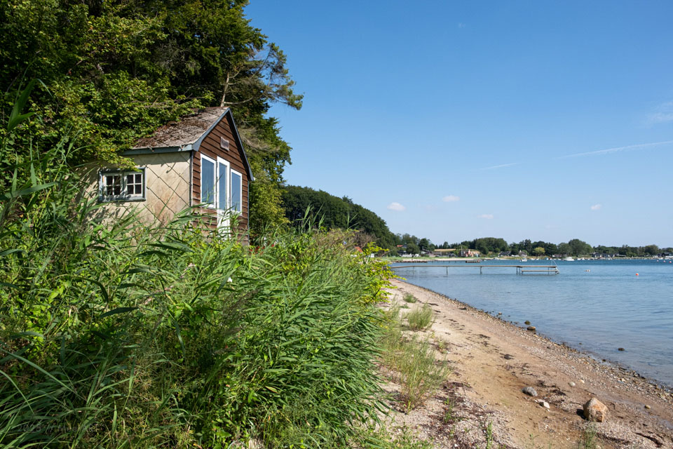 Genner Strand - Ein wundervoller Sommertag am der idyllischen Genner Bucht // Foto: MeerART / Ralph Kerpa
