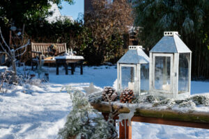 MeerART Dekoideen - Weihnachtliche Dekoration für den Garten // Foto: MeerART / Ralph Kerpa