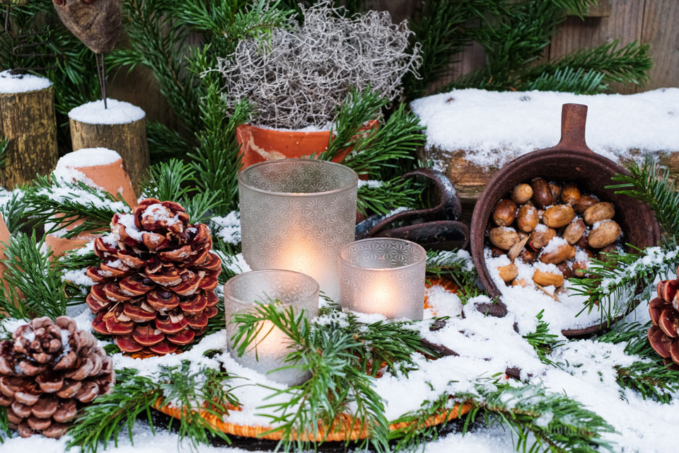 MeerART Dekoideen - Weihnachtliche Dekoration für den Garten // Foto: MeerART / Ralph Kerpa