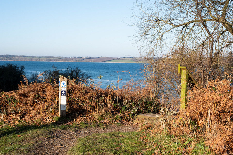 Teilstück des Gendarmstiens zwischen Broager Strand und Gammelmark // Foto: MeerART / Ralph Kerpa